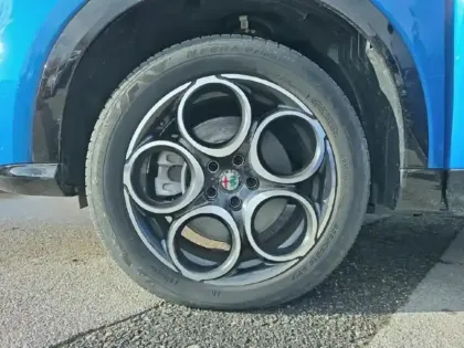 Photo 7 Alfa Romeo Tonale  1.3 PHEV 280ch Ti AT6 e-Q4