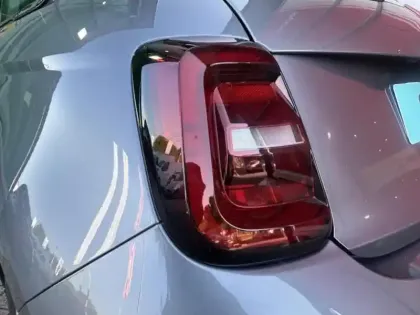 Photo 6 Fiat 500  e 95ch (RED) MY23