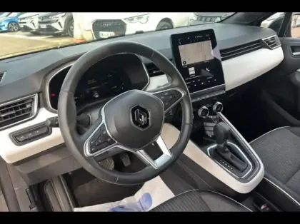 Photo 14 Renault Clio  1.6 E-Tech 145ch full hybrid Techno