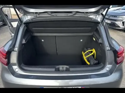 Photo 11 Renault Clio  1.6 E-Tech 145ch full hybrid Techno