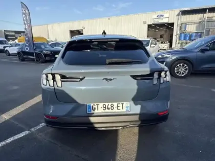 Photo 5 Ford Mustang  Mach-E 269ch Standard Range 72,6kWh Mach-E Propulsion