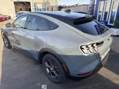 Photo 6 Ford Mustang  Mach-E 269ch Standard Range 72,6kWh Mach-E Propulsion