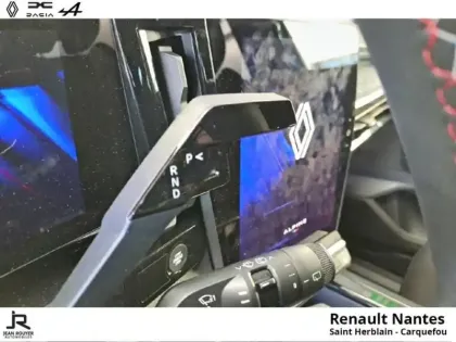 Photo 10 Renault Espace  1.2 E-Tech full hybrid 200ch esprit Alpine 7 places