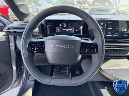 Photo 13 Lancia Ypsilon  1.2 Ibrida 110ch LX eDCT6