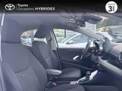 Photo 20 Toyota Yaris Gén. IV Ph1 NG Dynamic 5