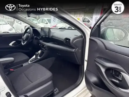 Photo 5 Toyota Yaris  116h Dynamic 5p MC24
