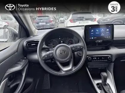 Photo 8 Toyota Yaris  116h Dynamic 5p MC24