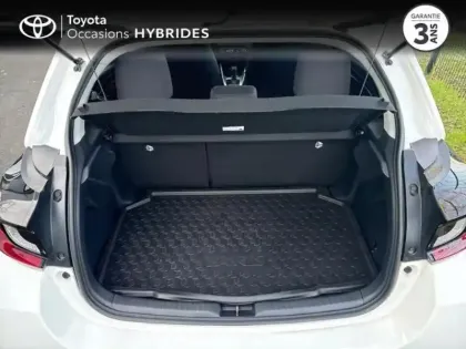 Photo 24 Toyota Yaris Gén. IV Ph1 NG Dynamic 5