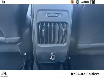 Photo 11 Alfa Romeo Tonale  1.3 PHEV 280ch Veloce AT6 e-Q4