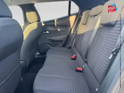 Photo 10 Peugeot 2008  1.2 PureTech 100ch S/S Style Camera Carplay