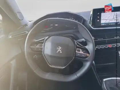 Photo 11 Peugeot 2008  1.2 PureTech 100ch S/S Style Camera Carplay