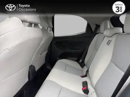 Photo 11 Toyota Yaris  116h Iconic 5p MY22