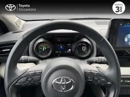 Photo 12 Toyota Yaris  116h Iconic 5p MY22
