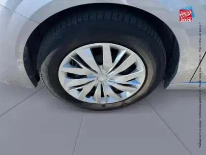 Photo 9 Peugeot 208  1.5 BlueHDi 100ch S&S Active