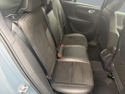 Photo 9 Volvo Xc40  T3 163ch R-Design Geartronic 8