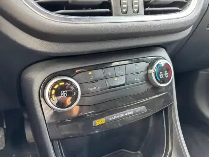 Photo 15 Ford Puma Gén. II Ph1 ST-Line Design 2 5