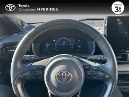 Photo 12 Toyota Yaris  116h Collection 5p MC24