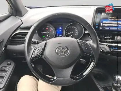 Photo 11 Toyota C-HR  122h Dynamic 2WD E-CVT