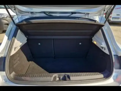 Photo 11 Renault Clio  1.6 E-Tech hybride 145ch Equilibre