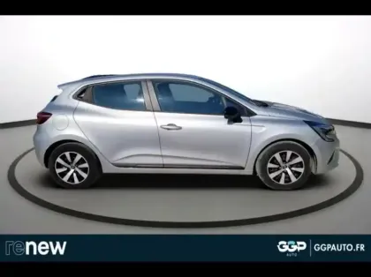 Photo 6 Renault Clio  1.6 E-Tech hybride 145ch Equilibre