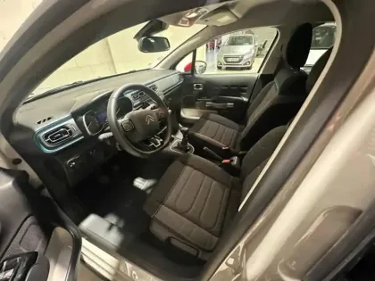 Photo 7 Citroën C3  1.2 PureTech 110ch S&S Shine Pack 121-122g