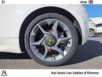 Photo 10 Abarth 500 C e 155ch 42kWh Pack 4cv