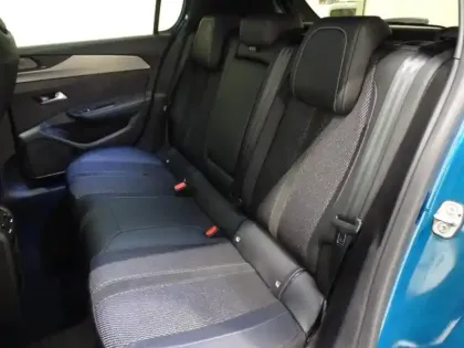 Photo 10 Peugeot 308  1.2 Hybrid 145ch GT e-DCS6