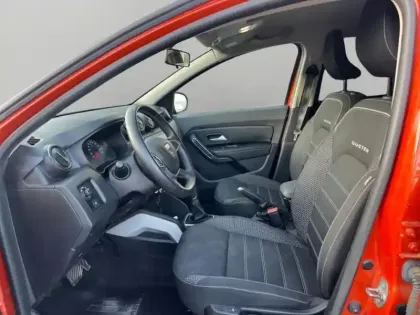 Photo 8 Dacia Duster  1.3 TCe 150ch FAP Prestige 4x2 EDC