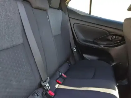 Photo 9 Toyota Yaris  Cross 130h Design AWD-i MY25