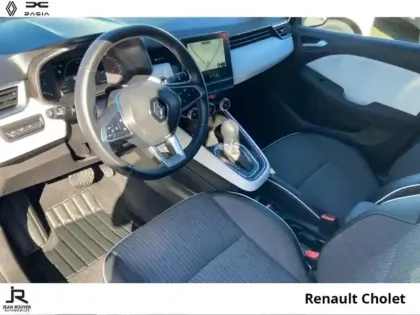 Photo 13 Renault Clio  1.6 E-Tech hybride 145ch Techno