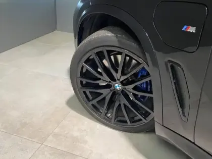 Photo 7 BMW X5  xDrive45e 394ch M Sport 17cv