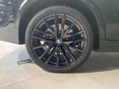 Photo 9 BMW X5  xDrive45e 394ch M Sport 17cv