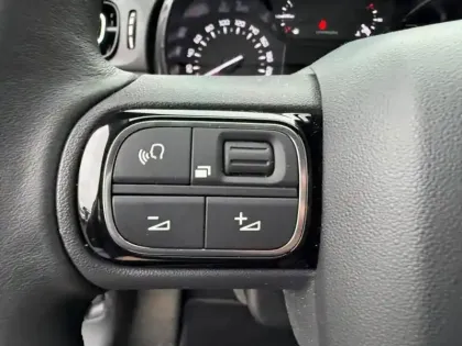 Photo 10 Citroën C3  1.2 PureTech 110ch S&S Shine EAT6