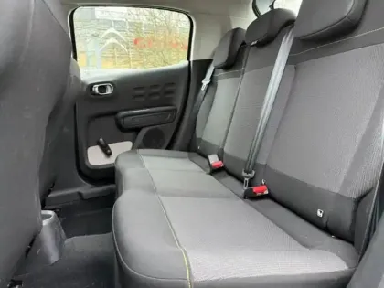 Photo 7 Citroën C3  1.2 PureTech 110ch S&S Shine EAT6