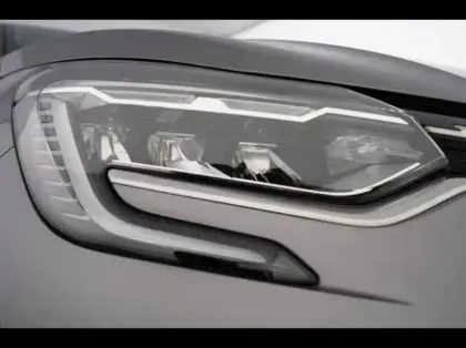 Photo 11 Renault Captur  1.3 TCe mild hybrid 140ch Techno