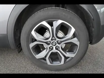 Photo 10 Renault Captur  1.3 TCe mild hybrid 140ch Techno