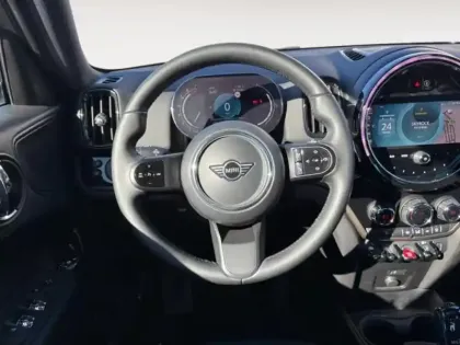 Photo 11 Mini Countryman  One  102ch Northwood BVA7