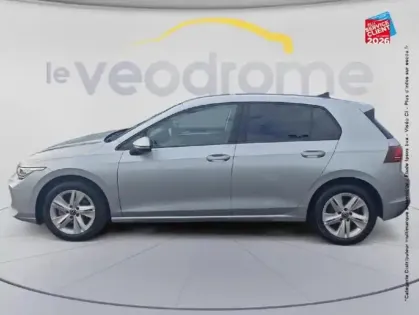 Photo 8 Volkswagen Golf  1.5 eTSI EVO2 116ch Life Plus DSG7