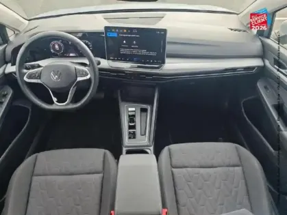 Photo 14 Volkswagen Golf  1.5 eTSI EVO2 116ch Life Plus DSG7