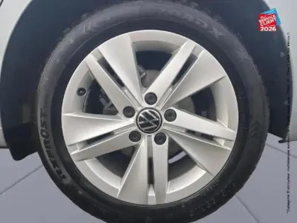 Photo 9 Volkswagen Golf  1.5 eTSI EVO2 116ch Life Plus DSG7