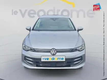 Photo 16 Volkswagen Golf  1.5 eTSI EVO2 116ch Life Plus DSG7 Siege chauf