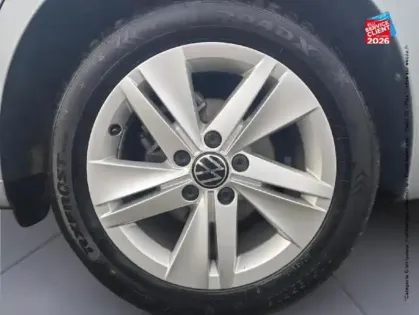 Photo 24 Volkswagen Golf  1.5 eTSI EVO2 116ch Life Plus DSG7 Siege chauf