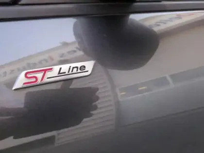 Photo 6 Ford Kuga Gén. III Ph1 ST-Line 5