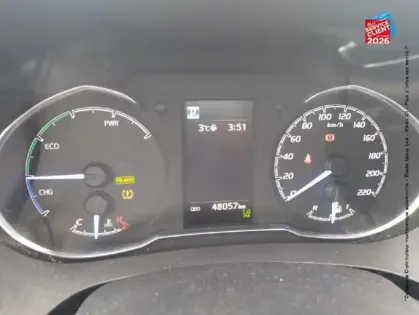 Photo 11 Toyota Yaris  100h Chic 5p