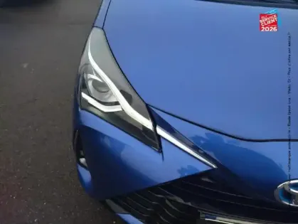 Photo 12 Toyota Yaris  100h Chic 5p