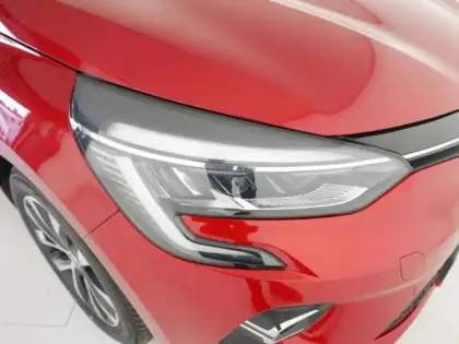 Photo 10 Renault Clio  1.6 E-Tech hybride 140ch Intens -21N