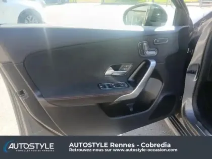 Photo 13 Mercedes Classe A  Berline 200 163ch AMG Line 7G-DCT