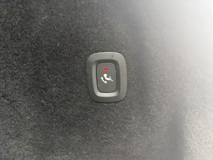 Photo 13 Volvo Xc60  B4 AdBlue 197ch Momentum Business Geartronic