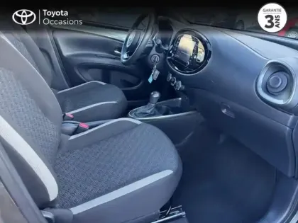 Photo 6 Toyota Aygo  X 1.0 VVT-i 72ch Design S-CVT