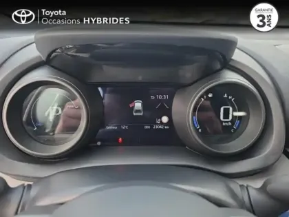 Photo 13 Toyota Yaris  Cross 116h Dynamic MY22